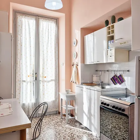 Roomy Flat Crocetta * Turín